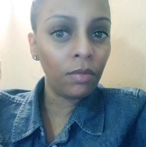 Meet your Posher, Tomica